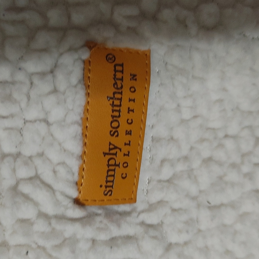 Simply Southern pull over fleece hoodie. Size small. - Picture 3 of 5